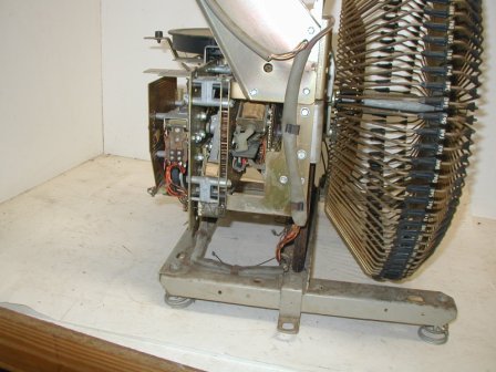 AMI TI-1 Jukebox Model 1100 Record Changer Mechanism (Item #12) (Image 6)